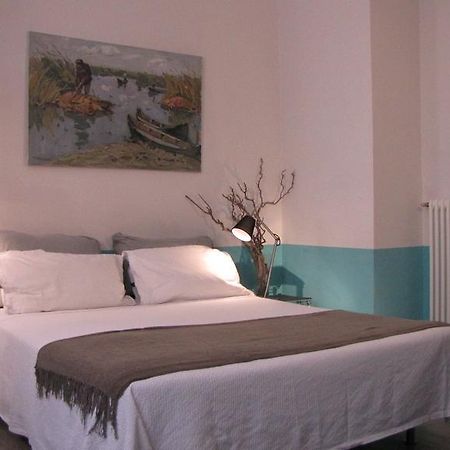 ローマ トラステヴェレ カラーズ Bed & Breakfast エクステリア 写真
